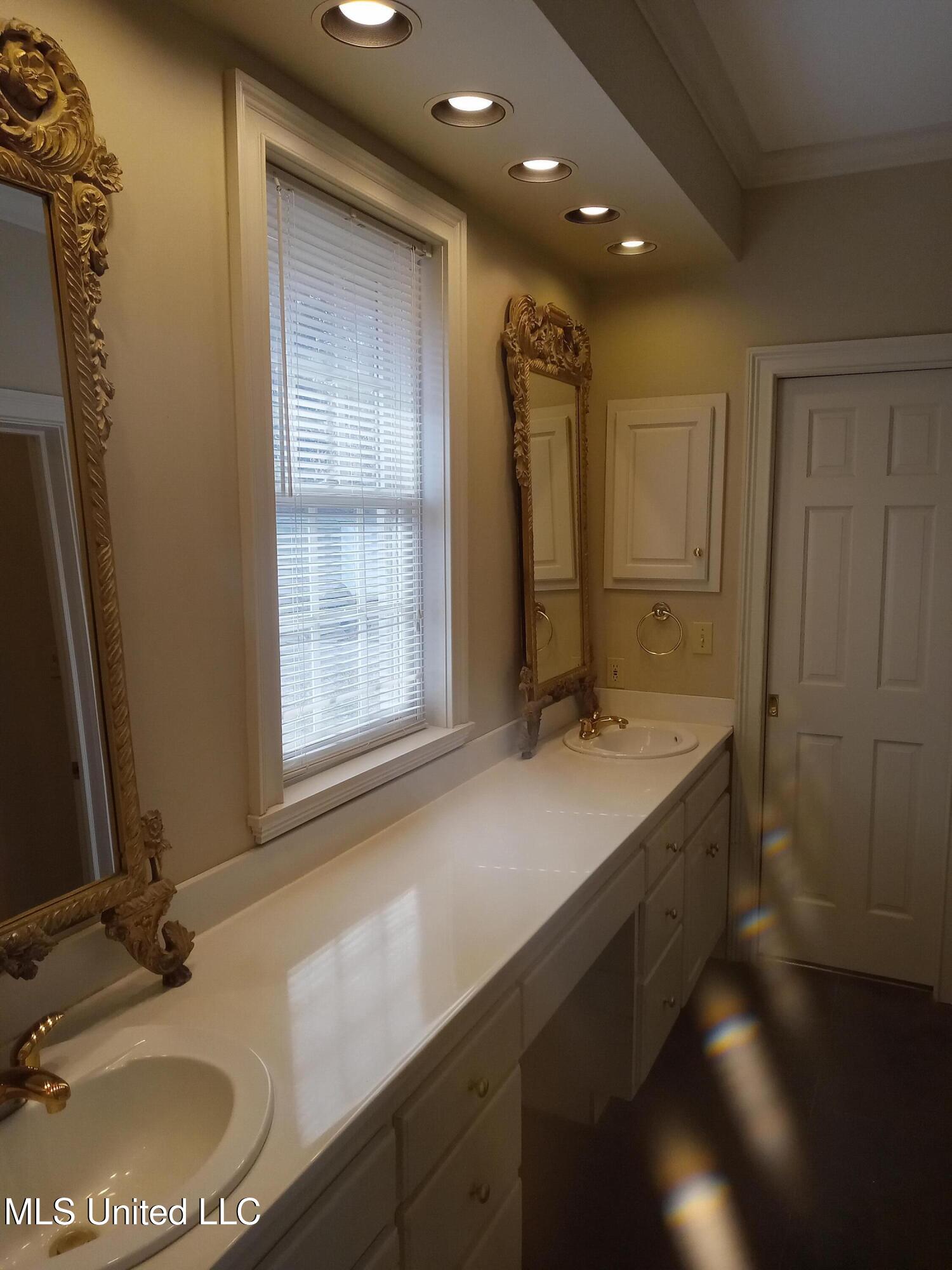 103 Park Avenue Indianola, MS 38751 - Photo 23 of 27 20250101_110511