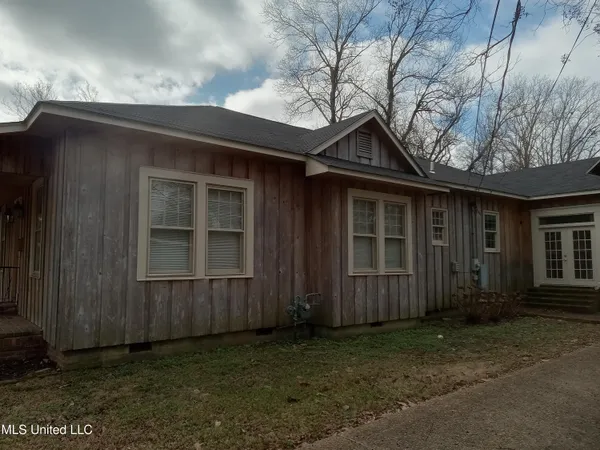 $189,525 | 103 Park Avenue, Indianola, MS 38751