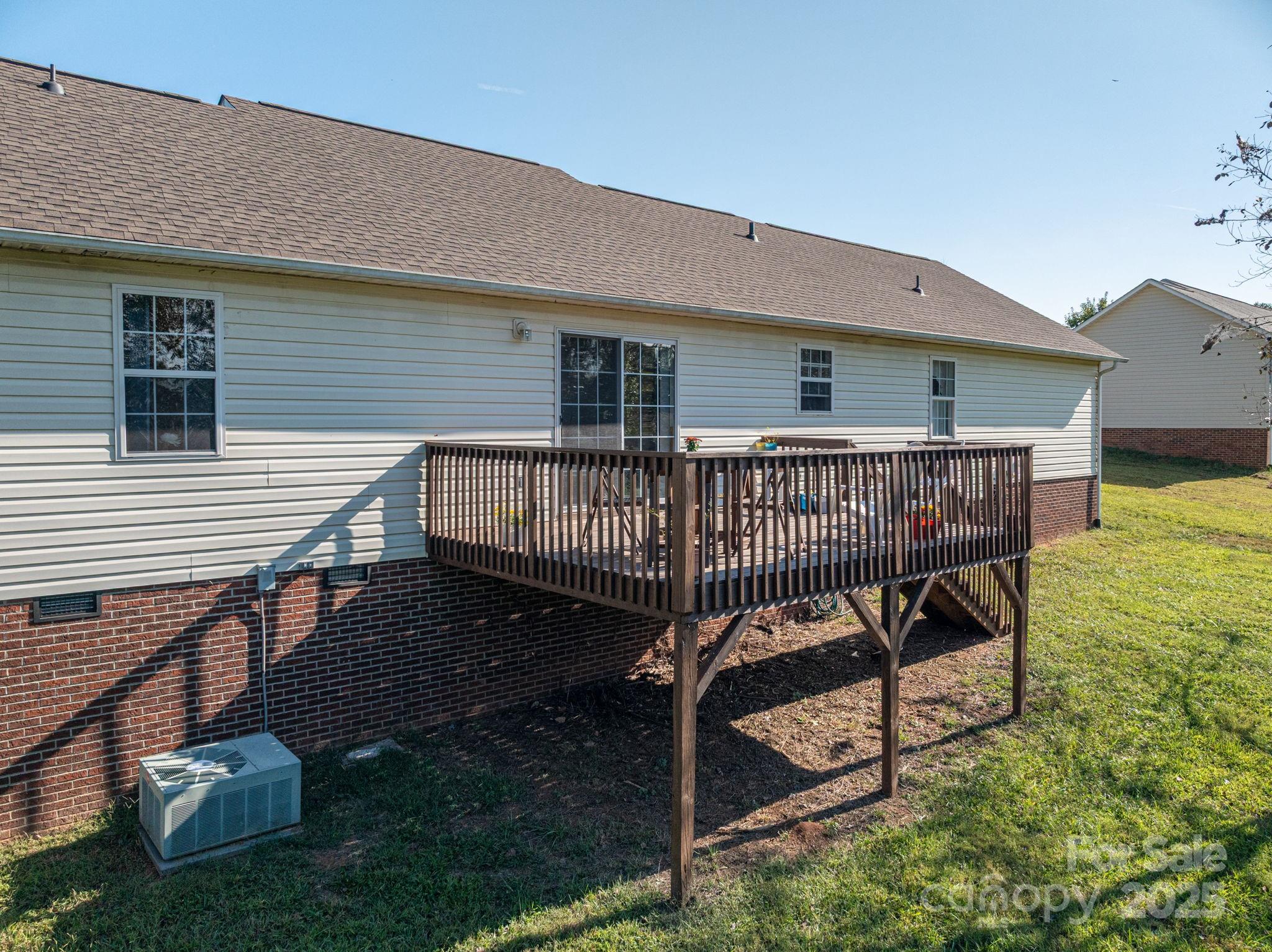 1371 Millrace Drive Conover, NC 28613 - Photo 29 of 36 a view of a house with backyard and sitting area