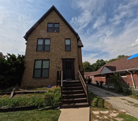 $1,725 | 163 North Lombard Avenue, Unit 3, Oak Park, IL 60302