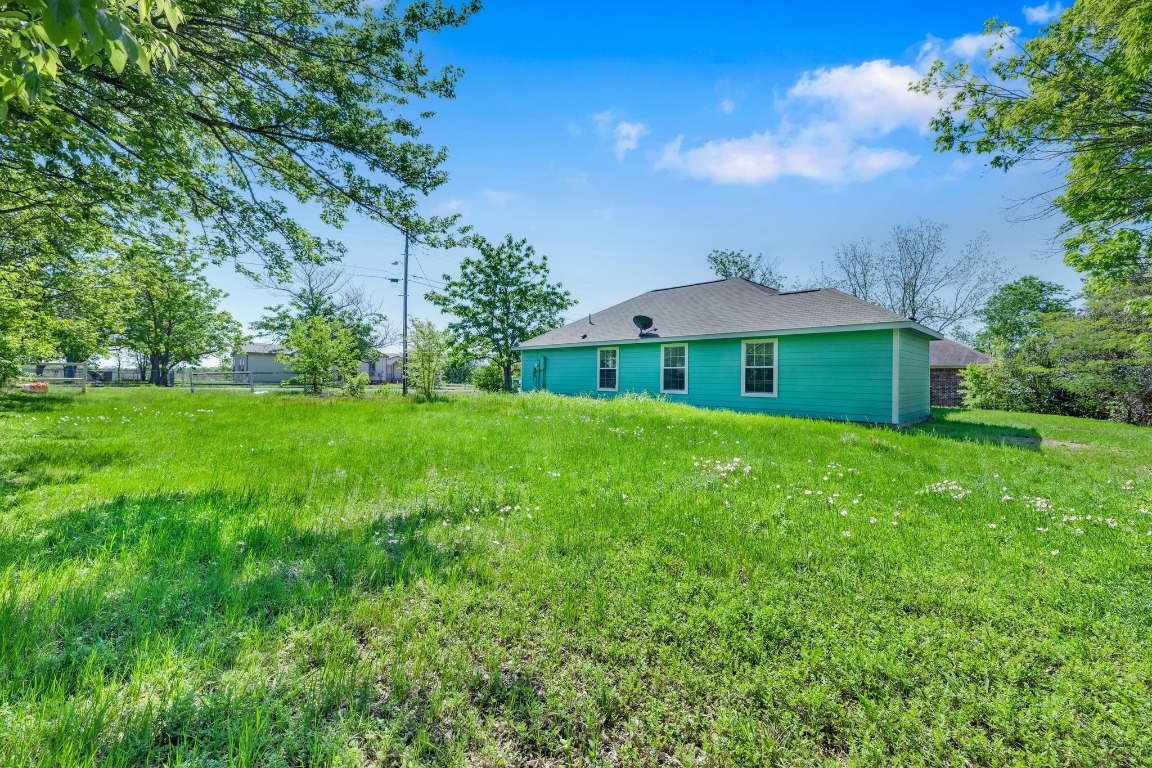 128 2nd Avenue Taylor, TX 76574 - Photo 27 of 27