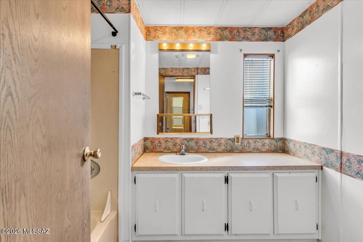 5573 West Box R Street Tucson, AZ 85713 - Photo 10 of 44 Gallery Image 10