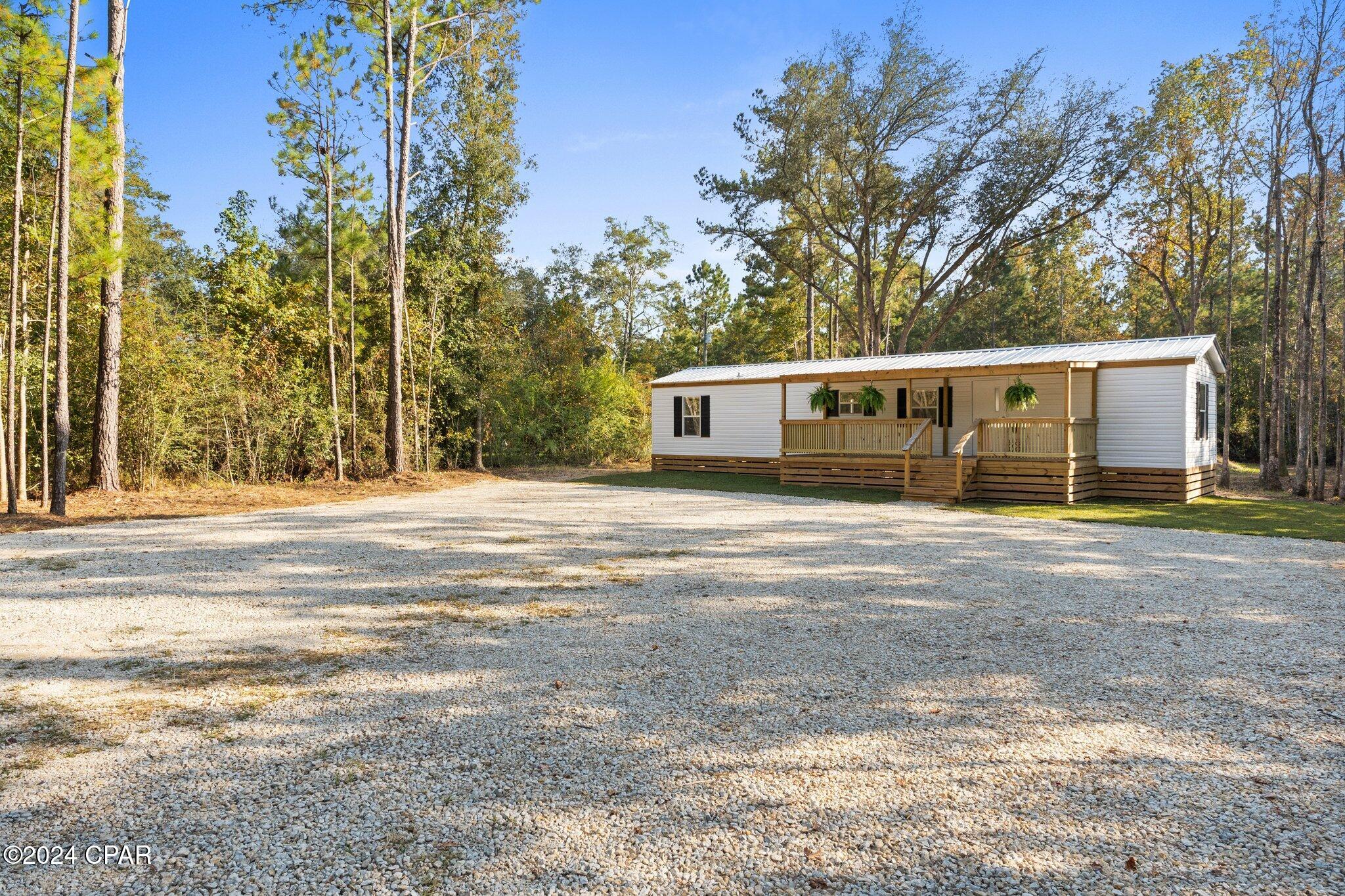 1243 Roland Road Chipley, FL 32428 - Photo 2 of 32