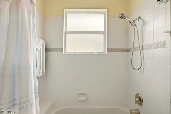 $387,500 | 20091 Ballylee Court, Estero, FL 33928