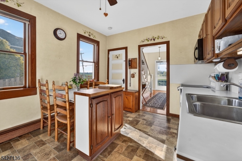 272 Skillman Road Skillman, NJ 08558 - Photo 14 of 49