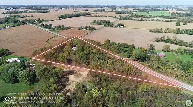 $299,000 | 721 East State Road 38, Sheridan, IN 46069