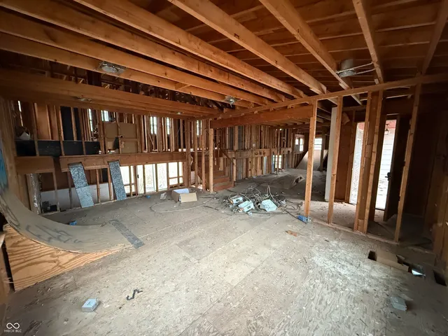 $299,000 | 721 East State Road 38, Sheridan, IN 46069