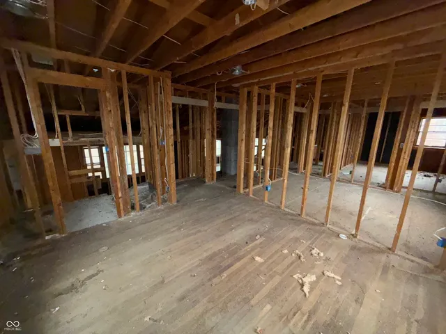 $299,000 | 721 East State Road 38, Sheridan, IN 46069