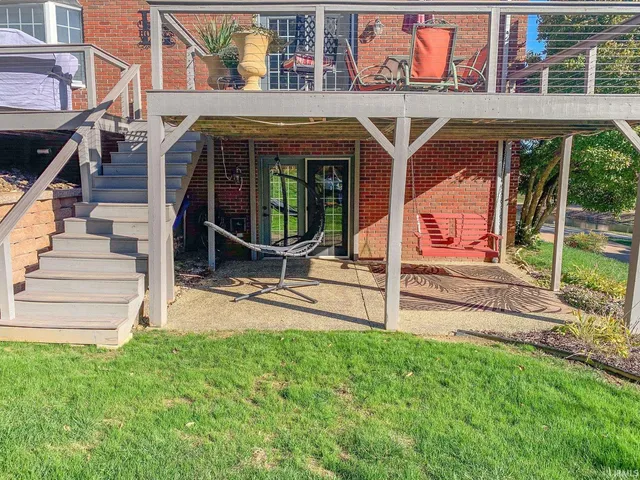 $587,800 | 6299 Pfafflin Lake Boulevard, Newburgh, IN 47630