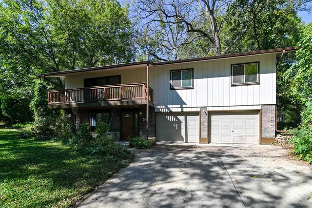 $375,000 | 2897 Glacier Valley Road, Fitchburg, WI 53711