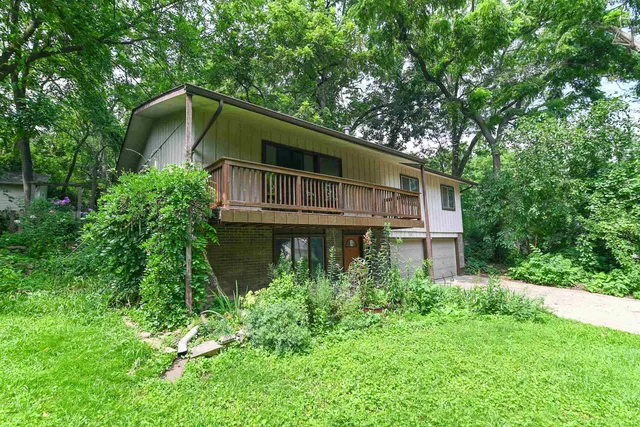 $375,000 | 2897 Glacier Valley Road, Fitchburg, WI 53711