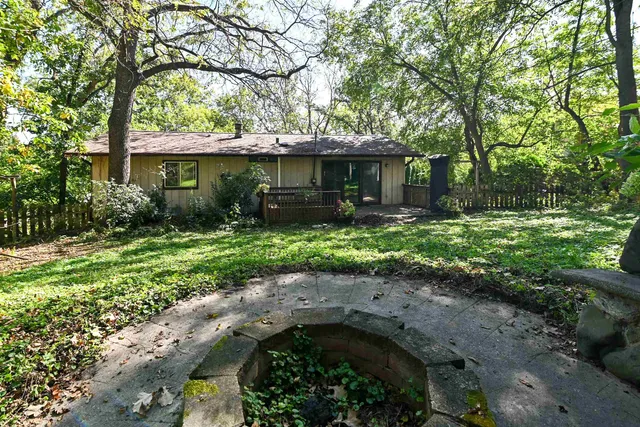 $375,000 | 2897 Glacier Valley Road, Fitchburg, WI 53711