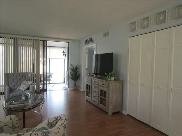 $3,800 | 5136 Harpers Croft, Unit 11, Sarasota, FL 34235