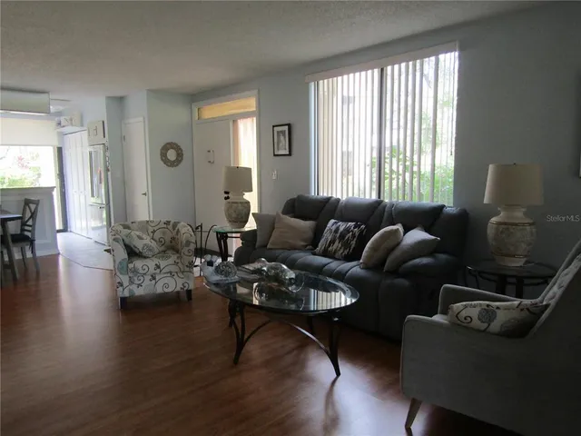 $3,800 | 5136 Harpers Croft, Unit 11, Sarasota, FL 34235