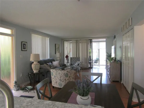 $3,800 | 5136 Harpers Croft, Unit 11, Sarasota, FL 34235
