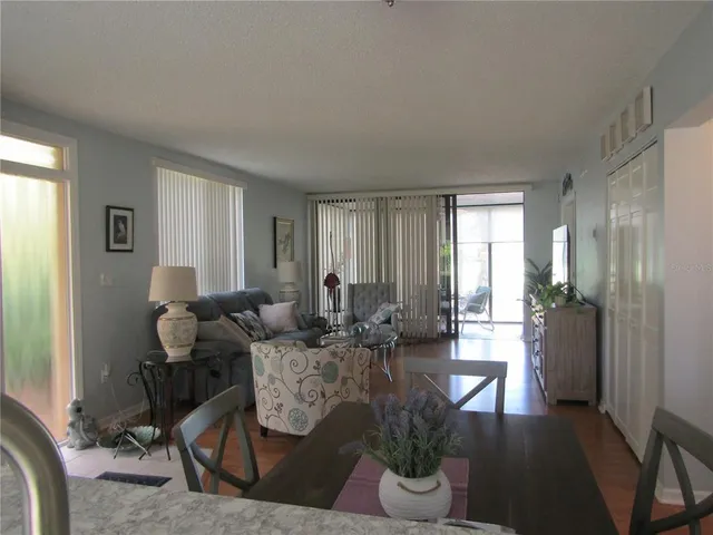 $3,800 | 5136 Harpers Croft, Unit 11, Sarasota, FL 34235