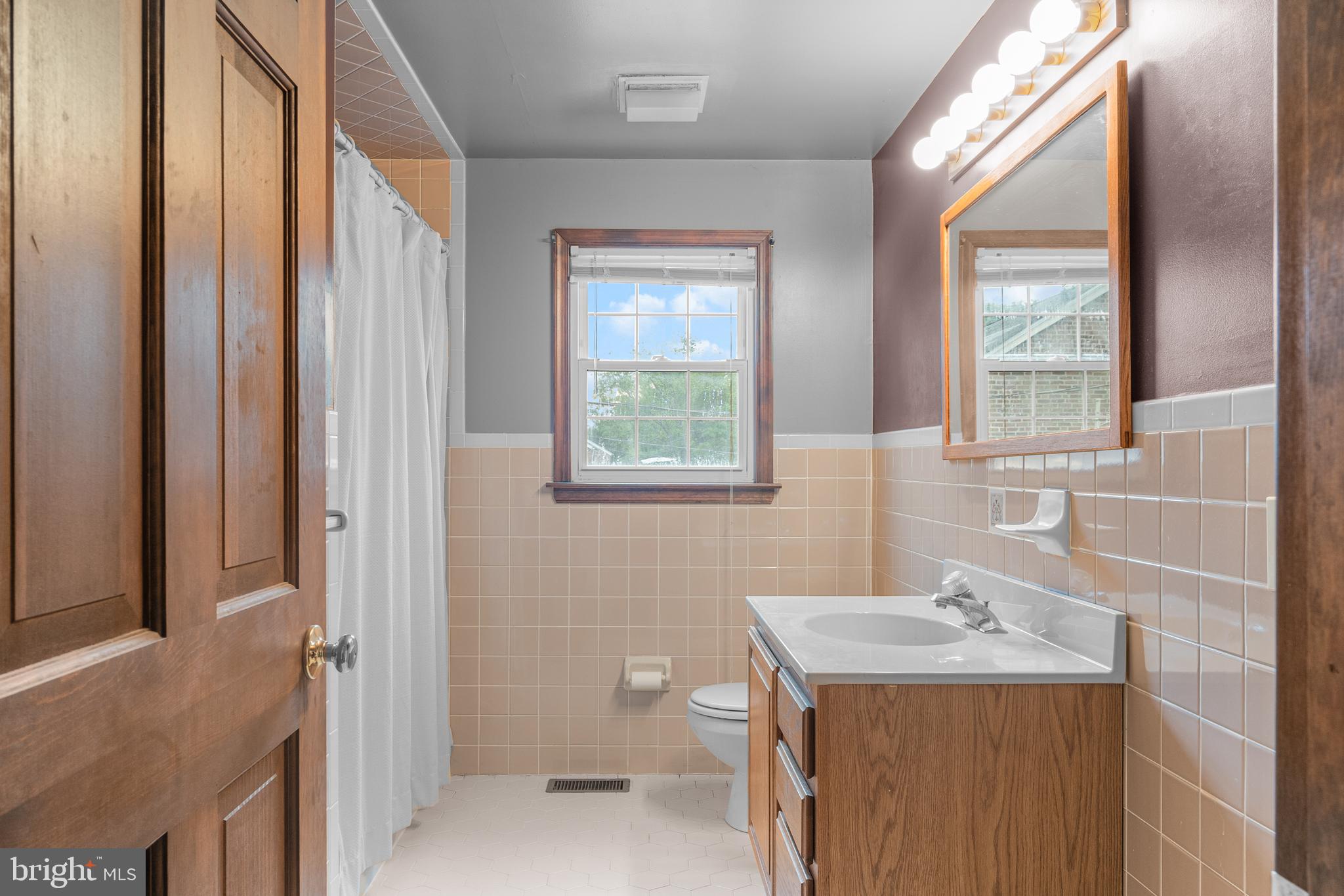 531 Wayne Avenue Springfield, PA 19064 - Photo 24 of 28 Gallery Image 24