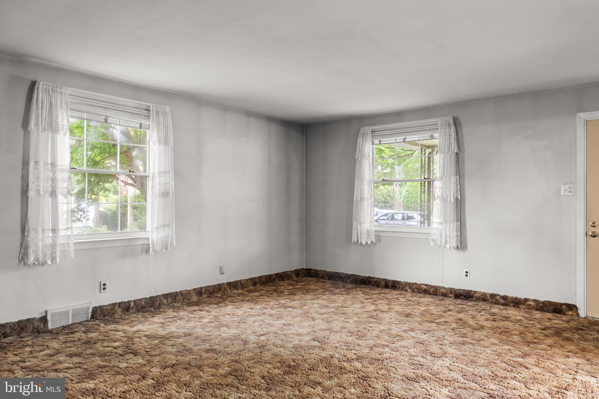 531 Wayne Avenue Springfield, PA 19064 - Photo 9 of 28 Gallery Image 9