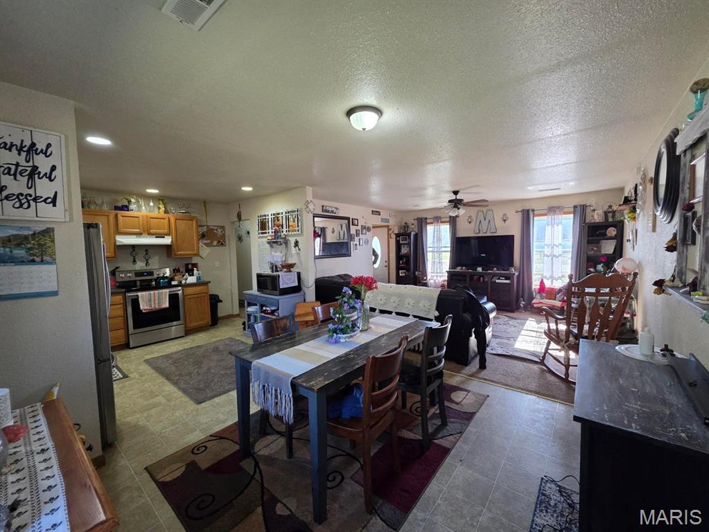 17160 State Rte BB Licking, MO 65542 - Photo 9 of 37