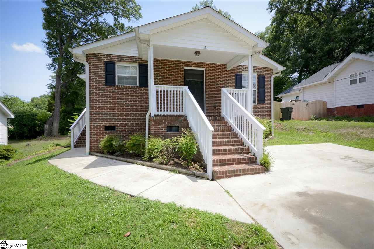 9 Brunson Street Greenville, SC 29607 - Photo 1 of 19 Gallery Image 1