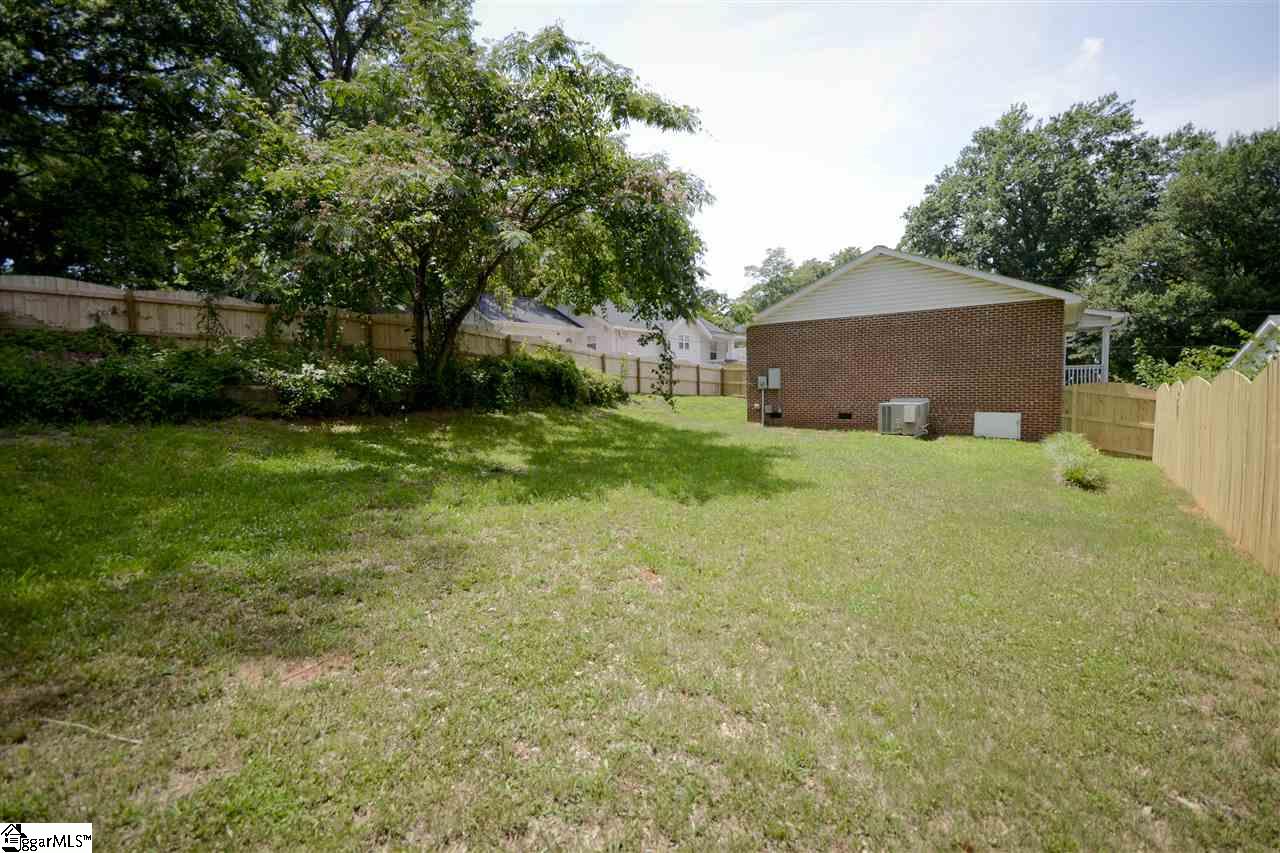 9 Brunson Street Greenville, SC 29607 - Photo 18 of 19 Gallery Image 18