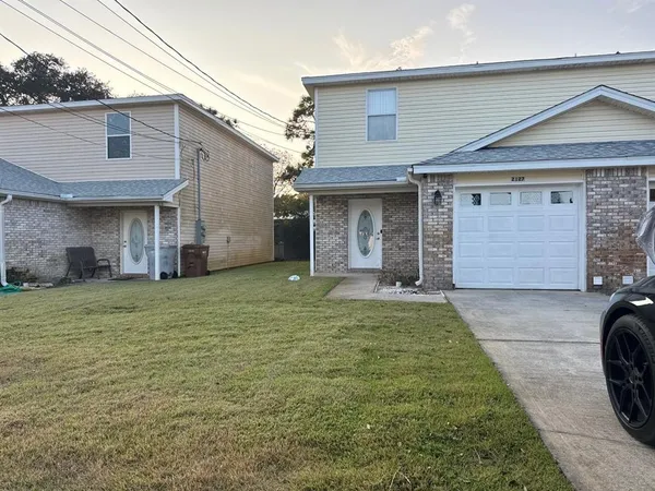$1,800 | 2127 Tom Street, Unit 2127, Navarre, FL 32566