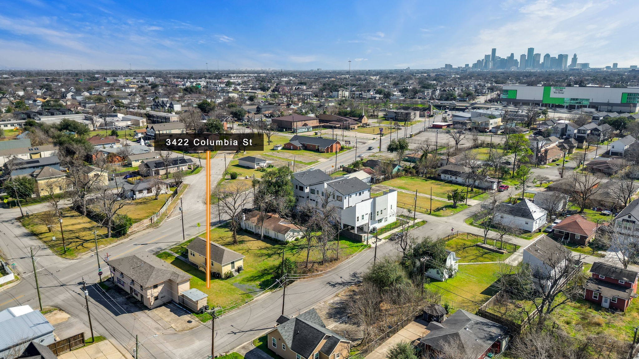 3422 Columbia Street Houston, TX 77018 - Photo 2 of 7 an aerial view of residential houses with outdoor space