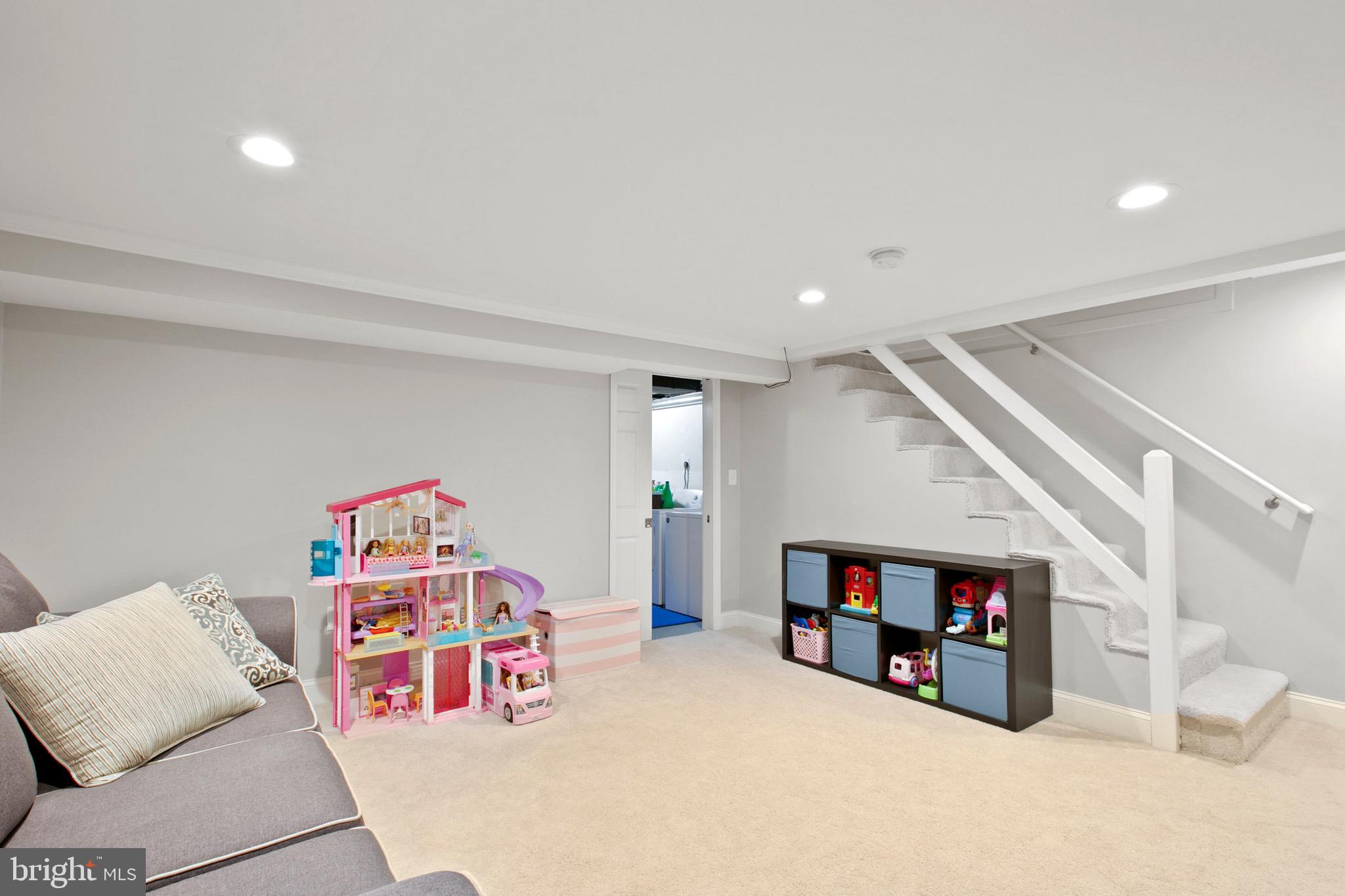 8054 Wallace Road Dundalk, MD 21222 - Photo 20 of 31 Lower level rec room