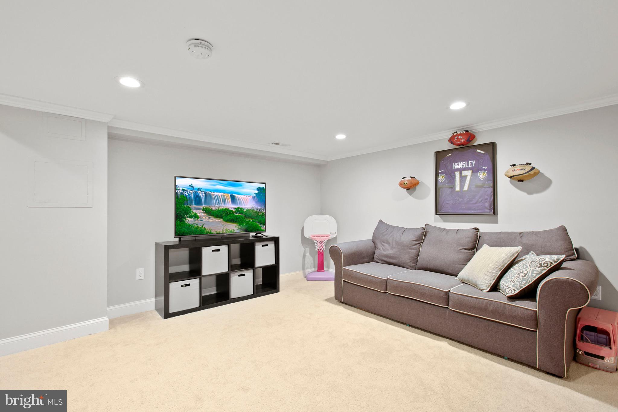 8054 Wallace Road Dundalk, MD 21222 - Photo 21 of 31 Spacious rec room