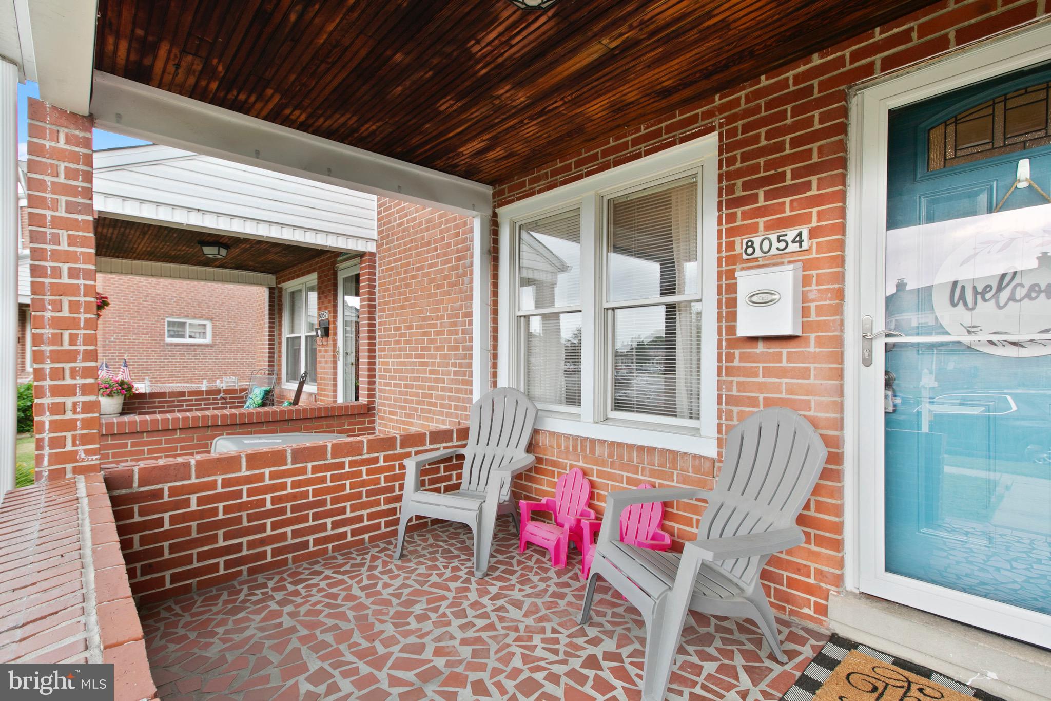 8054 Wallace Road Dundalk, MD 21222 - Photo 4 of 31 Cozy front porch