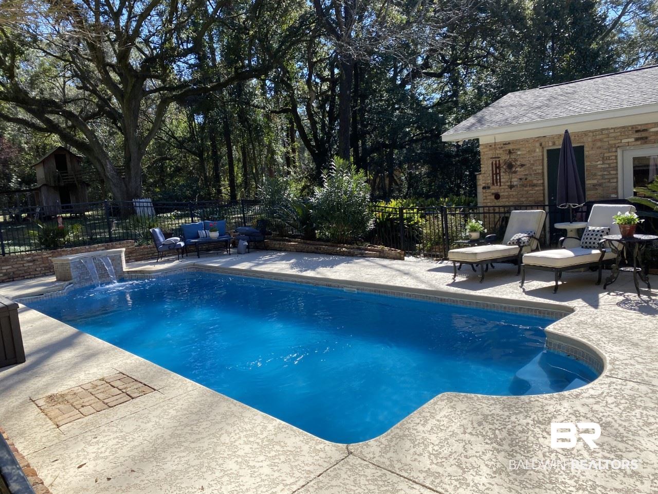 315 Gaines Avenue Mobile, AL 36609 - Photo 2 of 30 Swimming Pool
