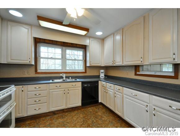 20 Green Road Brevard, NC 28712 - Photo 7 of 18 Gallery Image 7