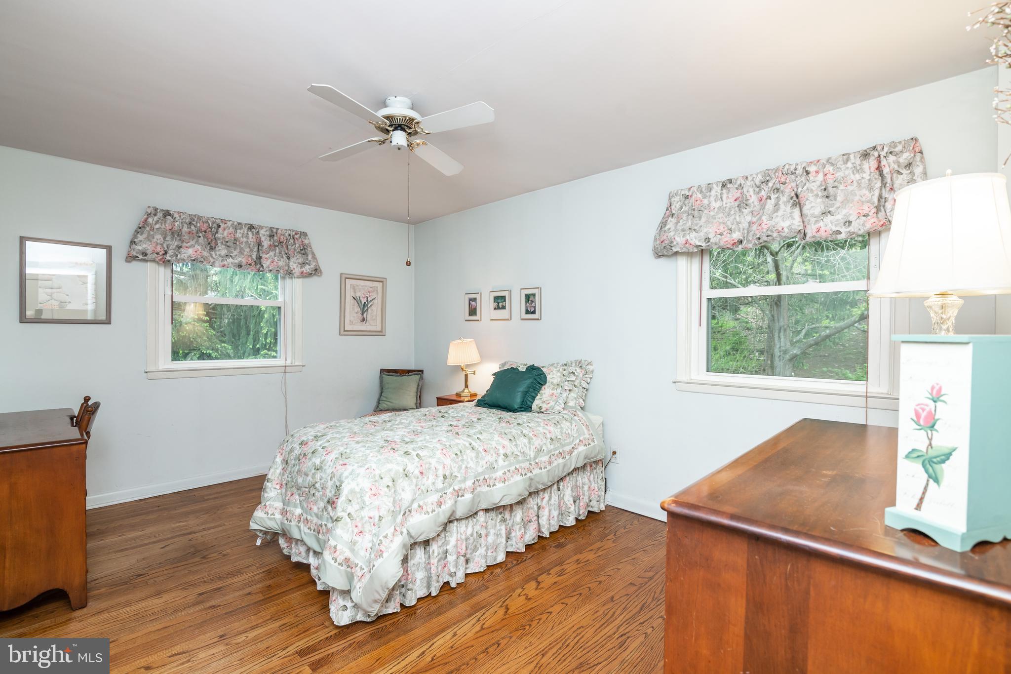 618 Brookwood Road Wayne, PA 19087 - Photo 23 of 35 2nd Bedroom