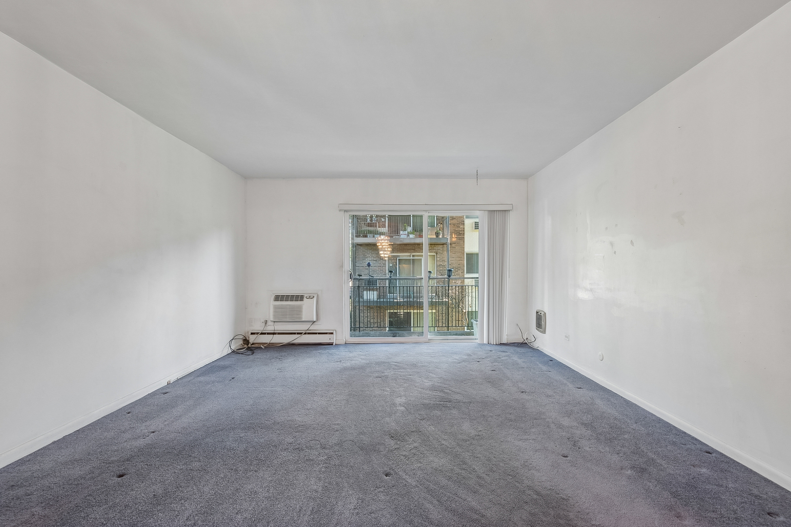 6359 North Ridge Avenue, Unit 206 Chicago, IL 60660 - Photo 5 of 18 Gallery Image 5