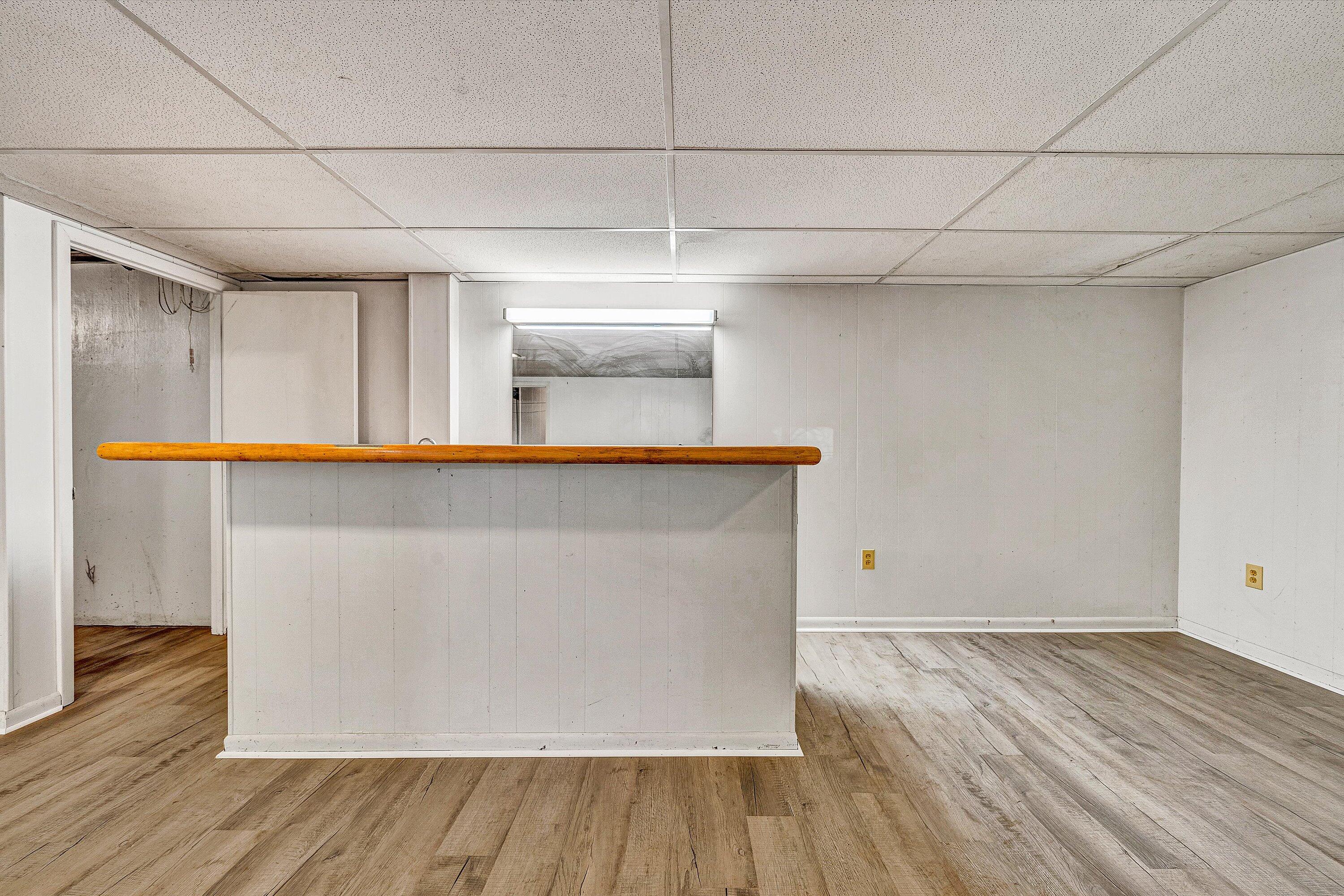 1602 Maiden Lane Southwest Roanoke, VA 24015 - Photo 23 of 38 27-VM-03744