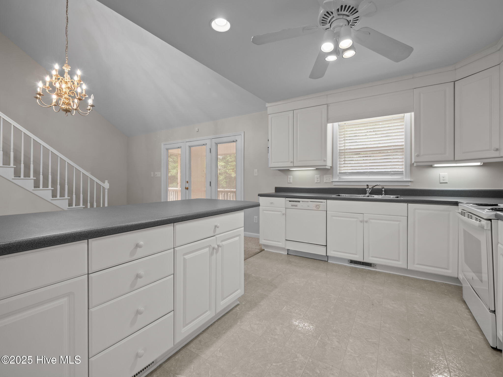 8626 Reed Drive Emerald Isle, NC 28594 - Photo 13 of 47 32-web-or-mls-PA140324