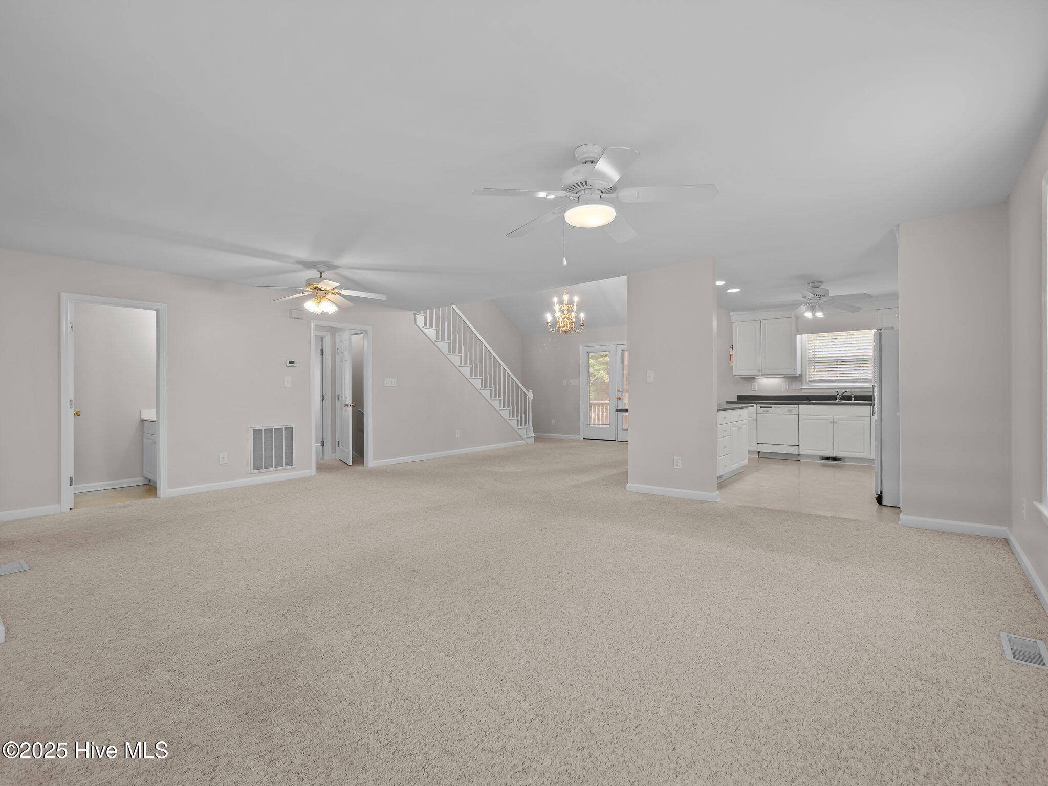 8626 Reed Drive Emerald Isle, NC 28594 - Photo 10 of 47 Main Level