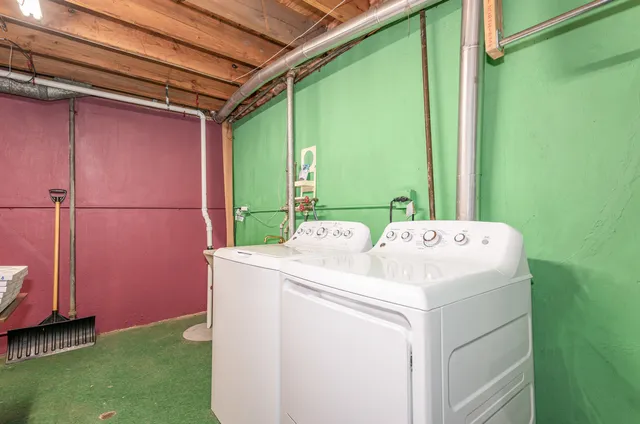 $425,000 | 2335 West Greenleaf Avenue, Chicago, IL 60645