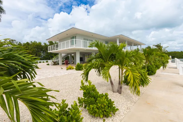 $4,300,000 | 2125 Ave H, Marathon, FL 33050