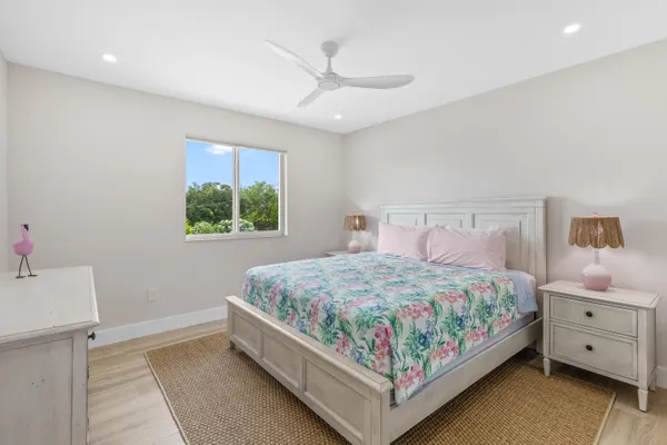 $4,300,000 | 2125 Ave H, Marathon, FL 33050