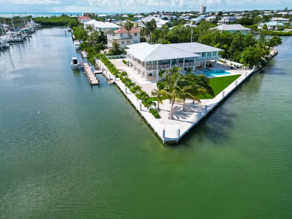 $4,300,000 | 2125 Ave H, Marathon, FL 33050