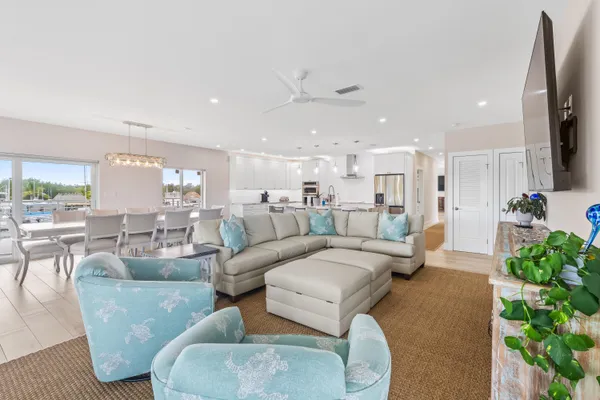 $4,300,000 | 2125 Ave H, Marathon, FL 33050