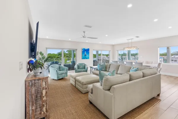 $4,300,000 | 2125 Ave H, Marathon, FL 33050
