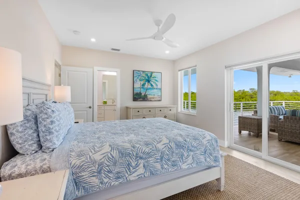 $4,300,000 | 2125 Ave H, Marathon, FL 33050