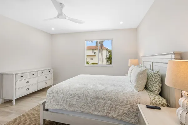 $4,300,000 | 2125 Ave H, Marathon, FL 33050