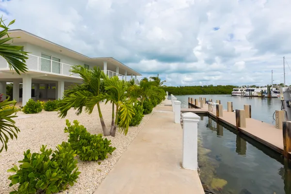 $4,300,000 | 2125 Ave H, Marathon, FL 33050