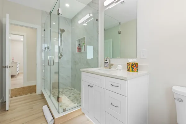 $4,300,000 | 2125 Ave H, Marathon, FL 33050