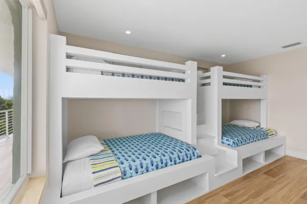 $4,300,000 | 2125 Ave H, Marathon, FL 33050