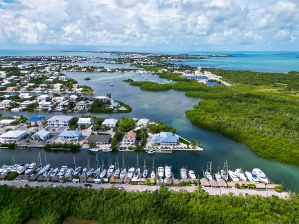 $4,300,000 | 2125 Ave H, Marathon, FL 33050