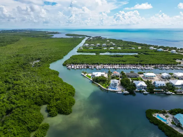 $4,300,000 | 2125 Ave H, Marathon, FL 33050